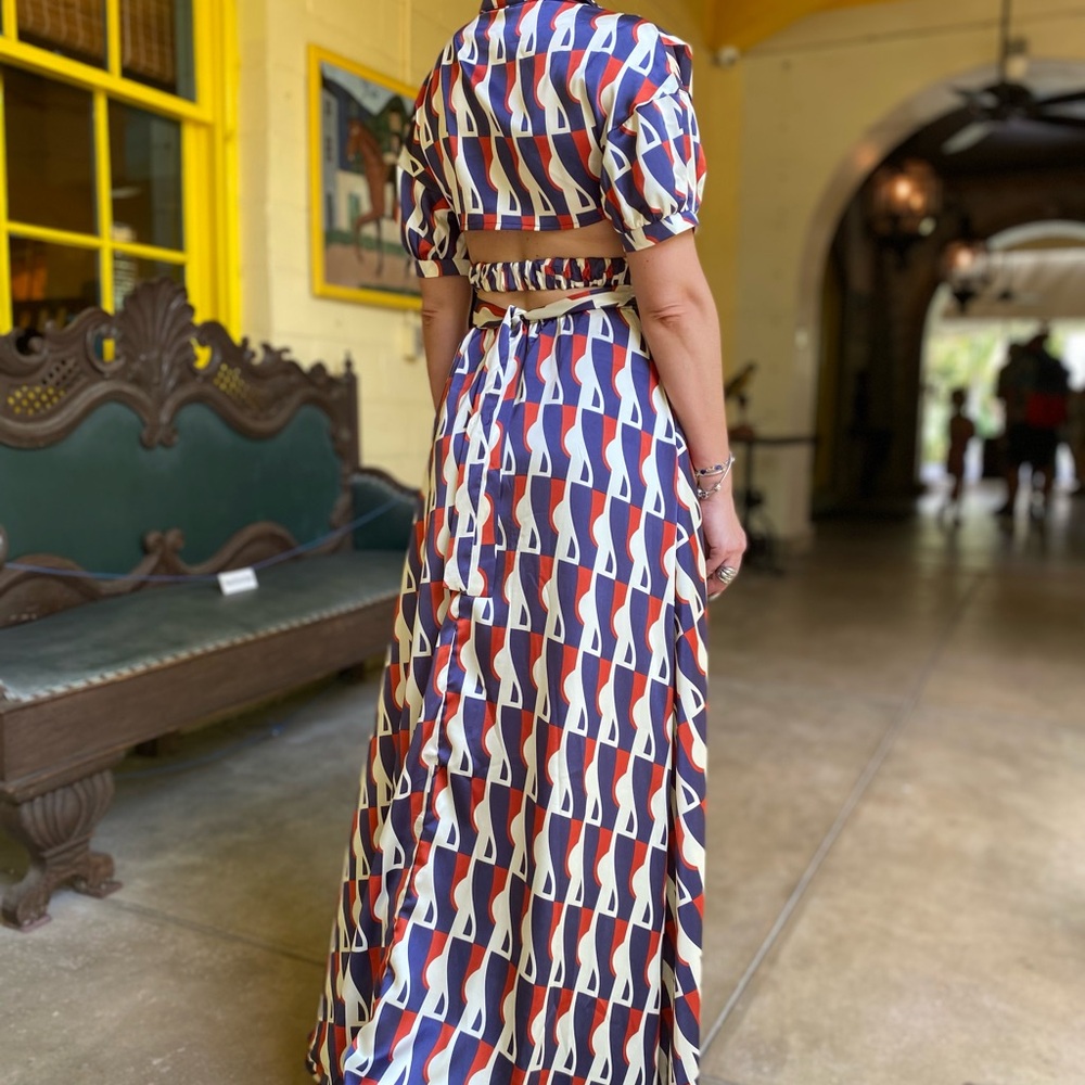 Geometric Patterned Maxi Dress - Picture 7 of 14